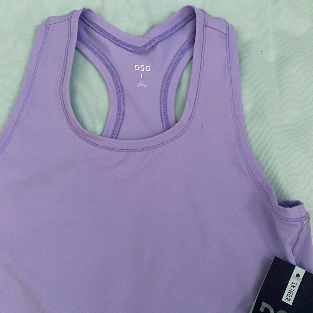 NWT - Activewear Tank Top - Size L 🚲